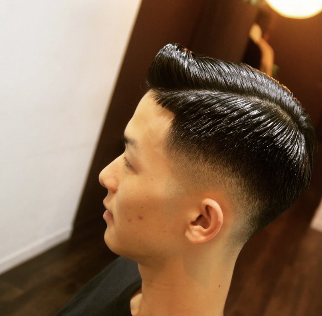 フェードカット ミドルフェード　刈り上げ　メンズ　髪型　ヘアカタログ