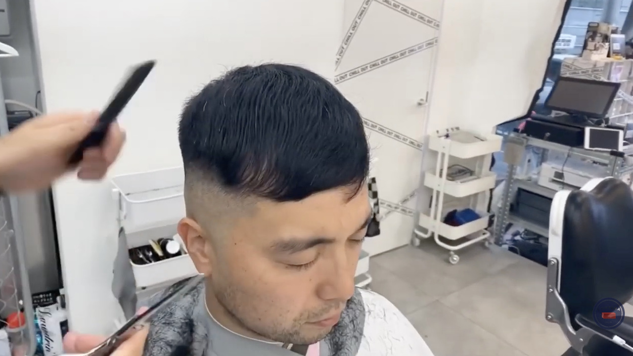 フェードカット ハイフェード クロップスタイル 切り方 やり方